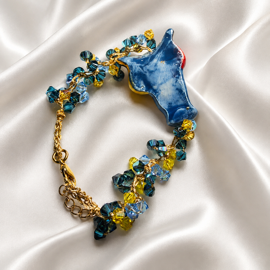 Back view of Sicilian Testa di Moro ceramic bracelet with Swarovski crystals and gold-tone clasp